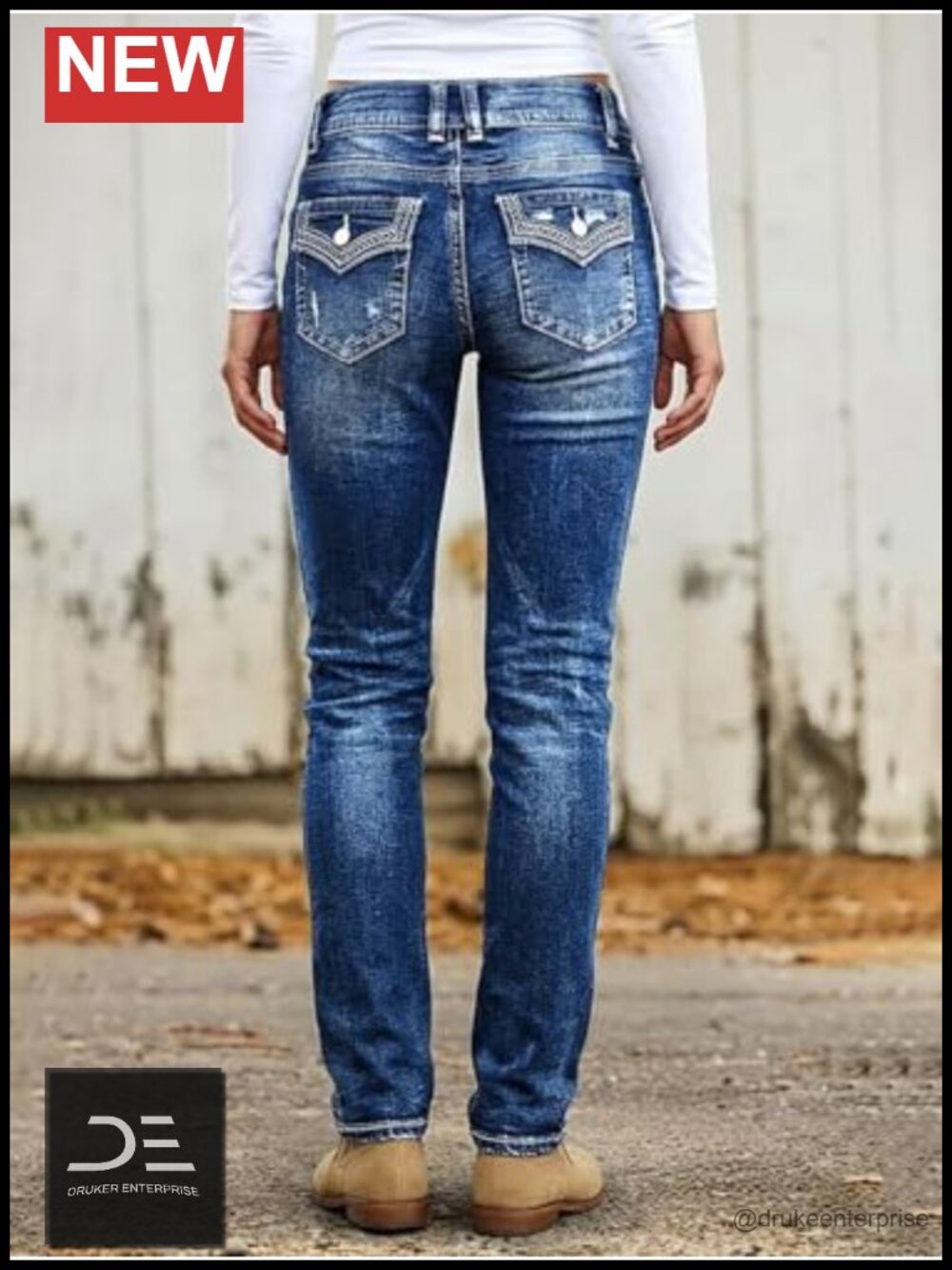 Mid Rise Ripped Curvy Skinny Jeans with Flap Pockets - Picture 3 of 6